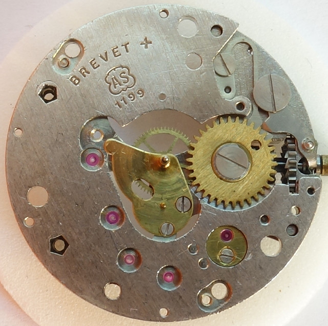AS 1199: dial side with center seconds wheel