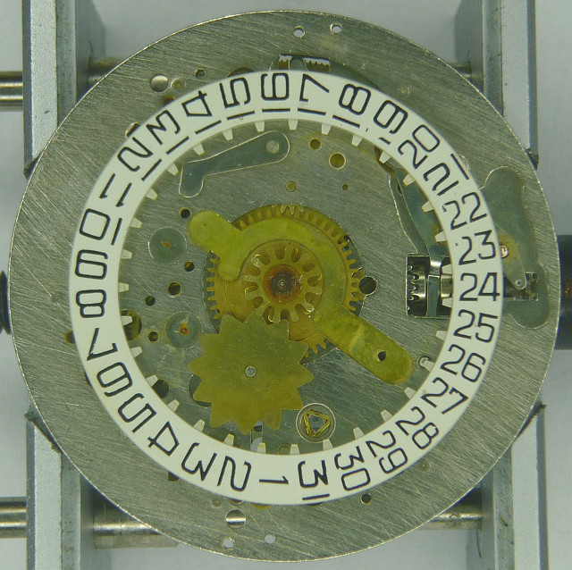 Baumgartner 866 CLD DIG: dial side view with date mechanism