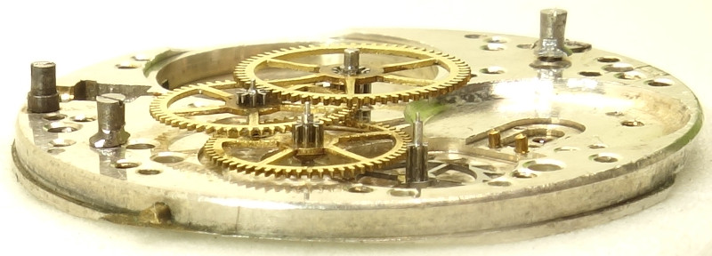 Blum 10 3/4: side view of the gear train