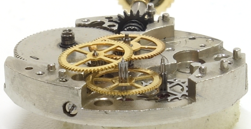 side view of the gear train Chaika 1301: side view of the gear train