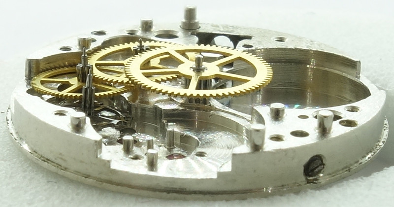 Chaika 1600: side view of the gear train