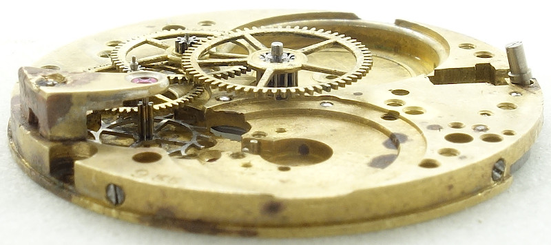 Longines 9.35: side view of the gear train