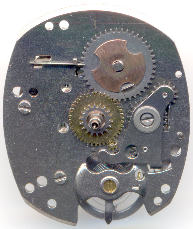 Timex M105: dial side without date mechanism plate