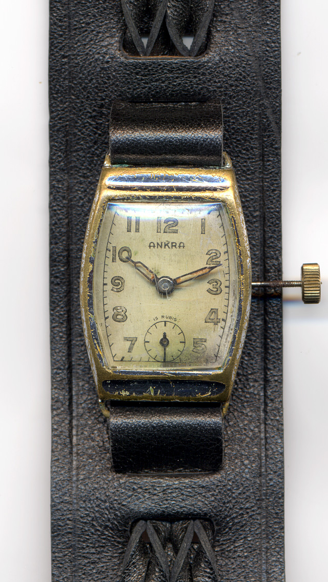 Ankra gents watch  (with non-matching stem)