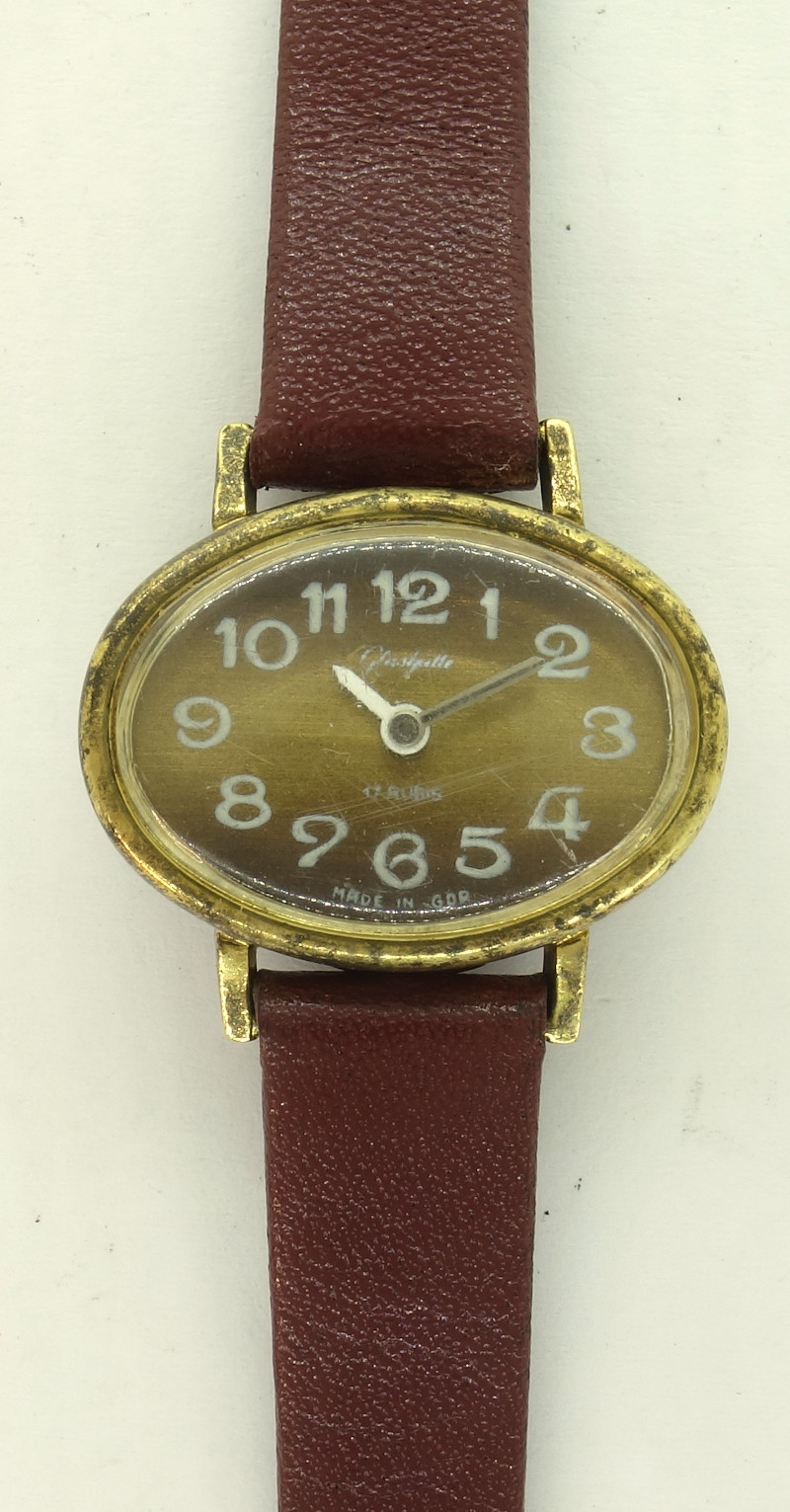 2 LADIES' WRIST WATCHES - gemarkt GUB/Glashütte, handaufzug. Clocks &  Watches - Wristwatches - Auctionet